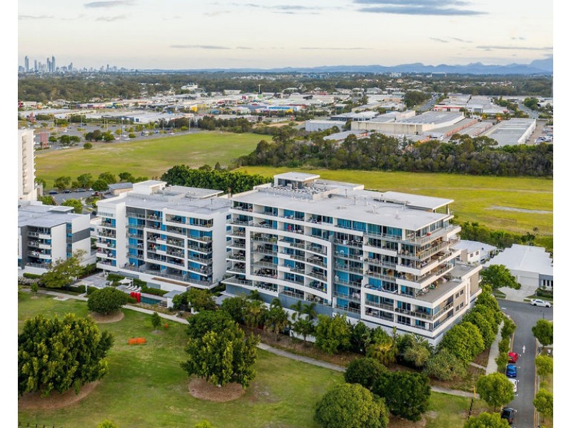 703/15 Compass Drive, Biggera Waters QLD 4216