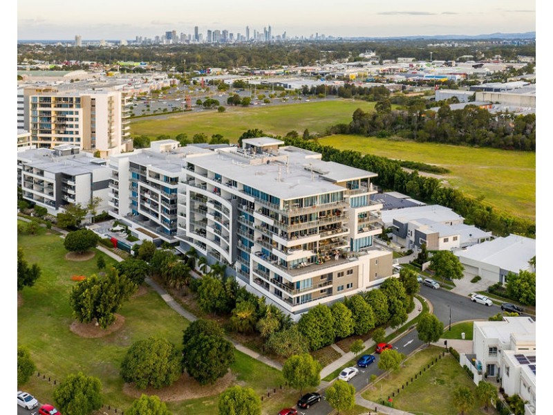 703/15 Compass Drive, Biggera Waters QLD 4216