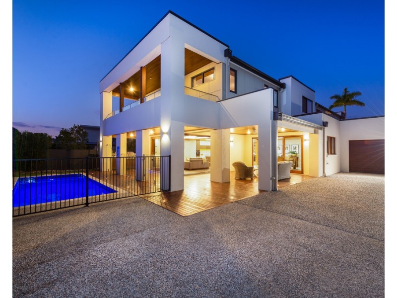 2303 Vardon Lane, Sanctuary Cove QLD 4212