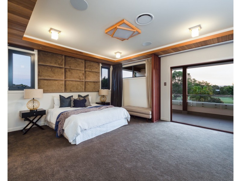 2303 Vardon Lane, Sanctuary Cove QLD 4212