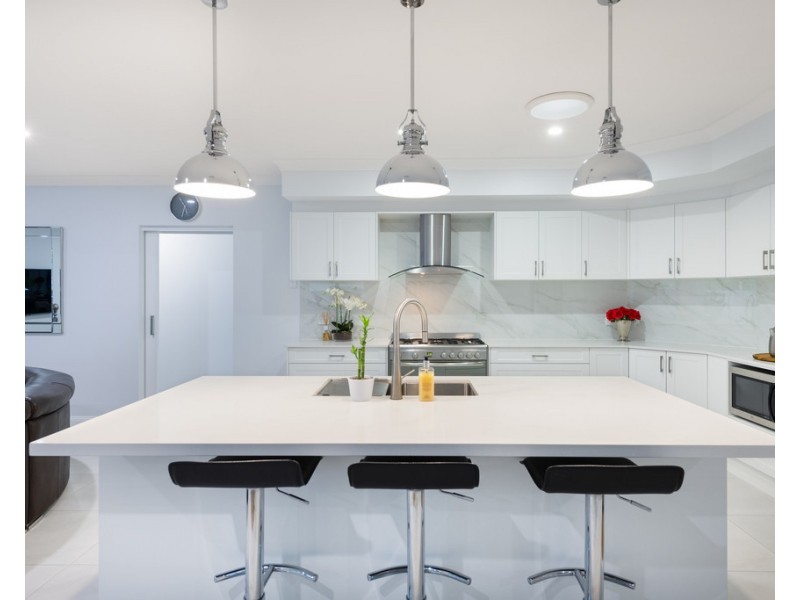 15 River Links Boulevard East, Helensvale QLD 4212