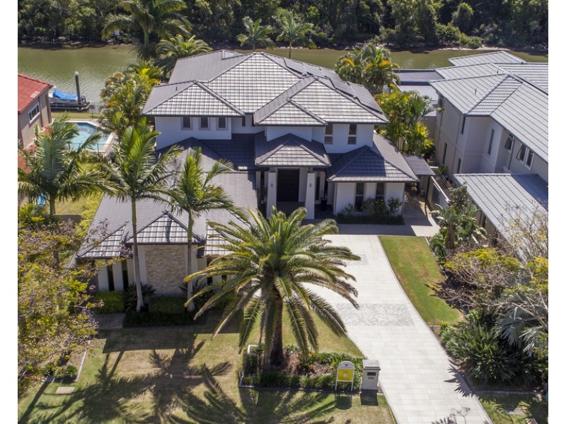 2504 Cressbrook Drive, Hope Island QLD 4212