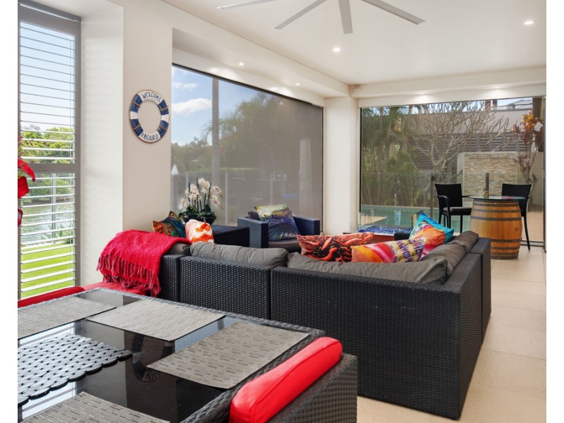 2504 Cressbrook Drive, Hope Island QLD 4212
