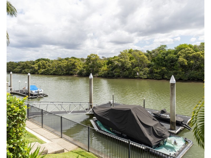 2504 Cressbrook Drive, Hope Island QLD 4212