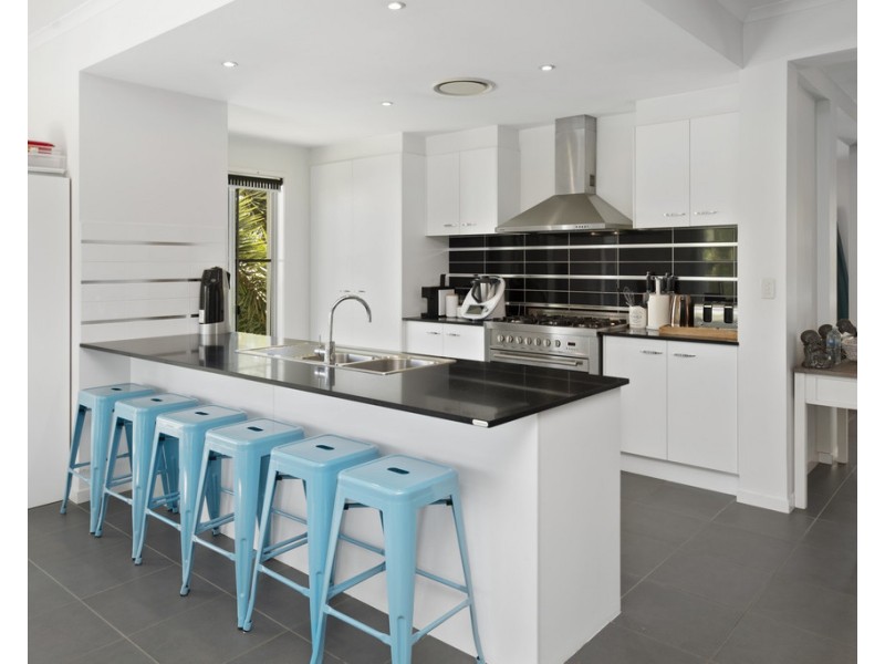 11 Conestoga Way, Upper Coomera QLD 4209
