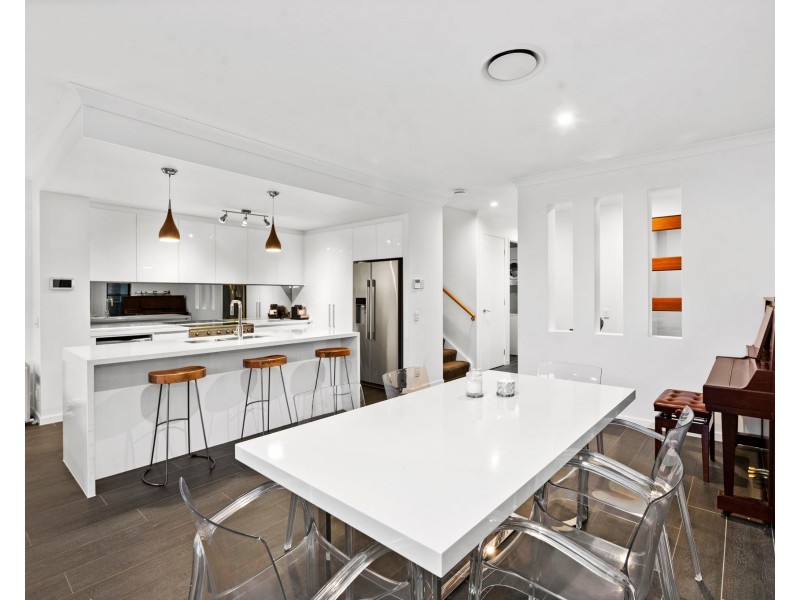 1/54 Milton Avenue, Paradise Point QLD 4216