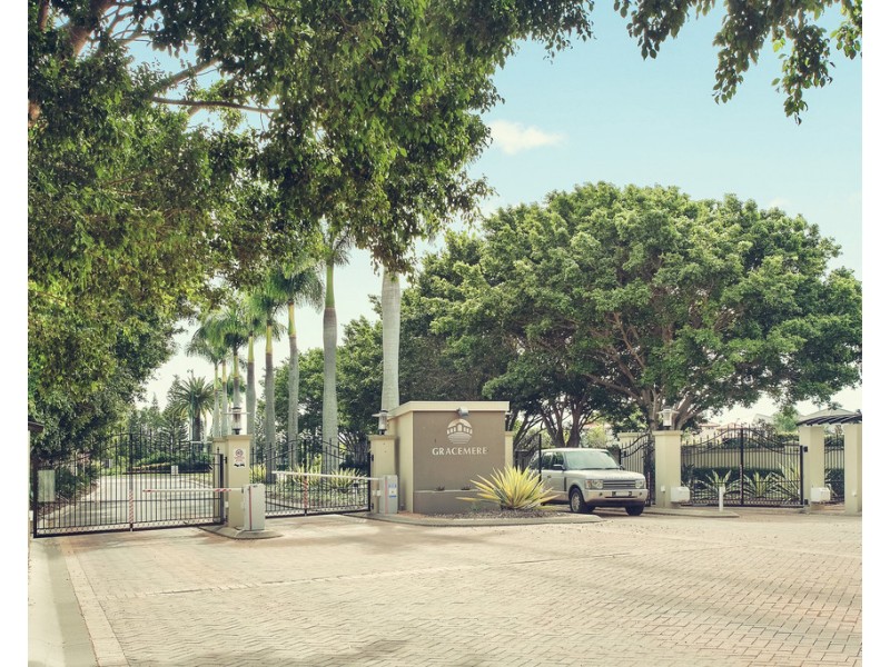 5013 and 5014 Harbourview Drive, Hope Island QLD 4212