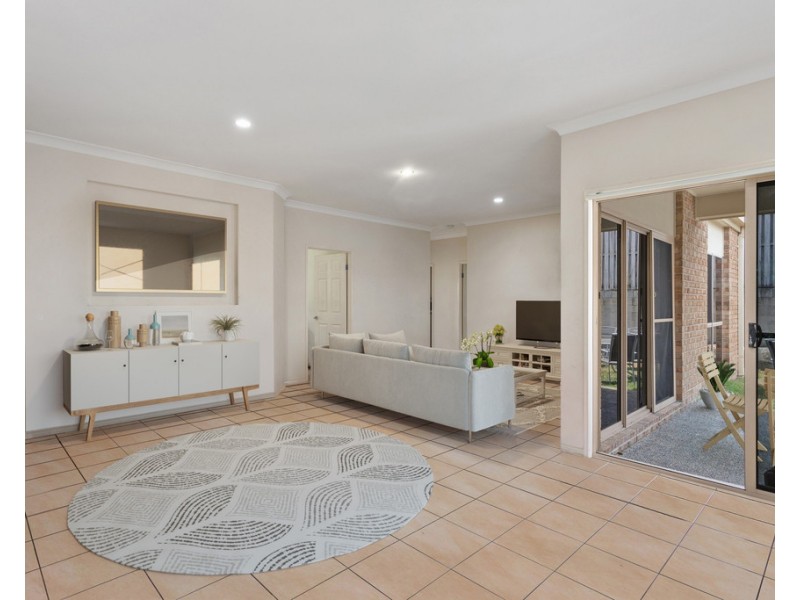 53 Sheffield Circuit, Pacific Pines QLD 4211