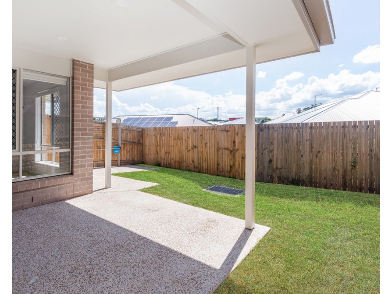 8 Kambu Close, Karalee QLD 4306