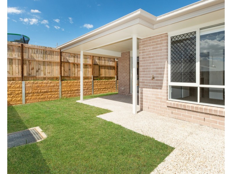 8 Kambu Close, Karalee QLD 4306