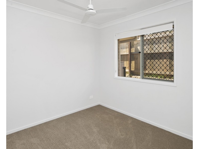 8 Kambu Close, Karalee QLD 4306