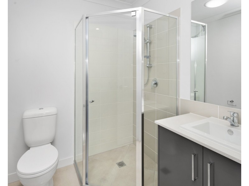 8 Kambu Close, Karalee QLD 4306