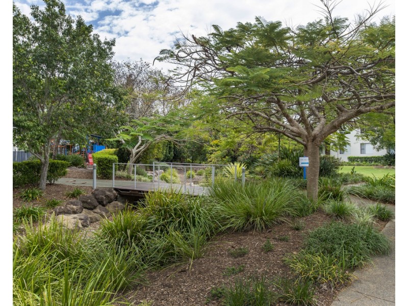 632/64 Sickle Avenue, Hope Island QLD 4212