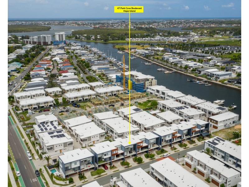 47 Park Cove Boulevard, Hope Island QLD 4212