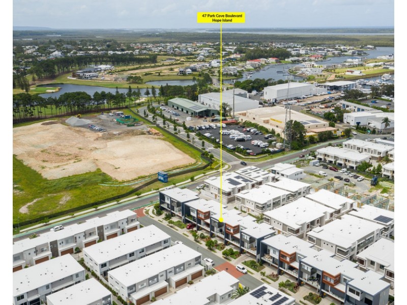 47 Park Cove Boulevard, Hope Island QLD 4212