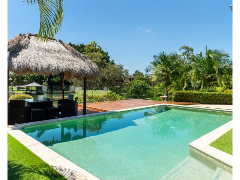 3 River Cove Place, Helensvale QLD 4212