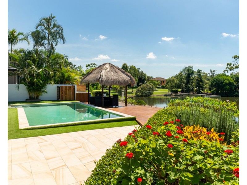 3 River Cove Place, Helensvale QLD 4212