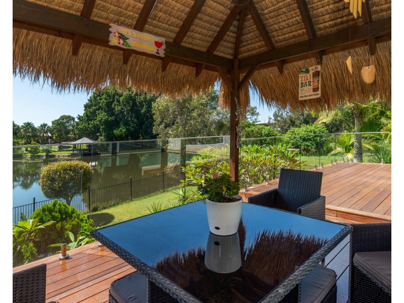 3 River Cove Place, Helensvale QLD 4212