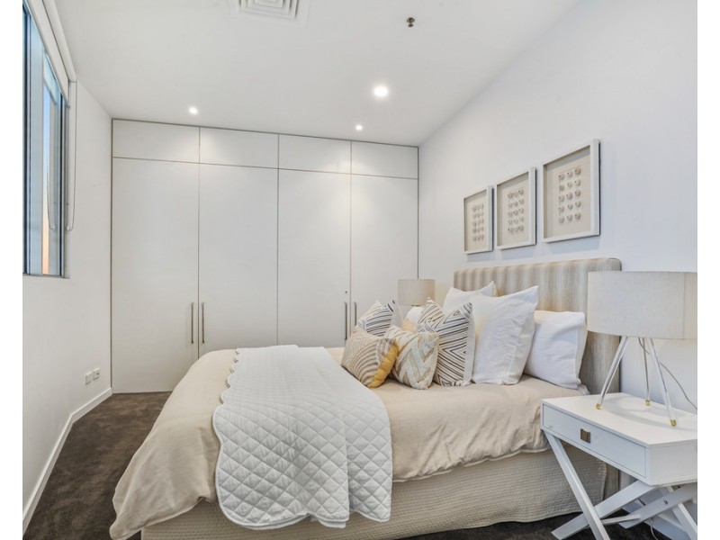 2605/159 Old Burleigh Road, Broadbeach QLD 4218