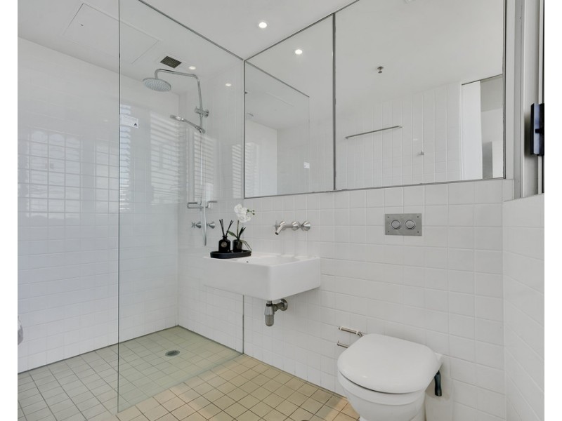 2605/159 Old Burleigh Road, Broadbeach QLD 4218