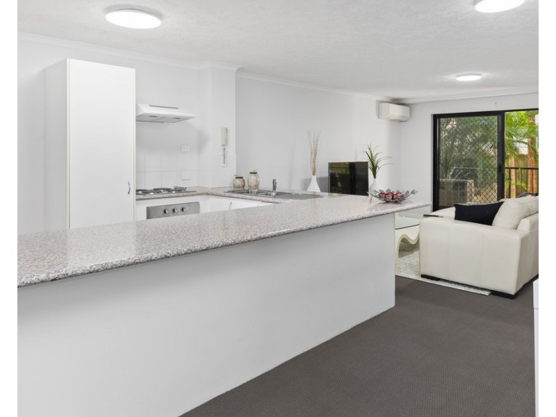 8/170 High Street, Southport QLD 4215