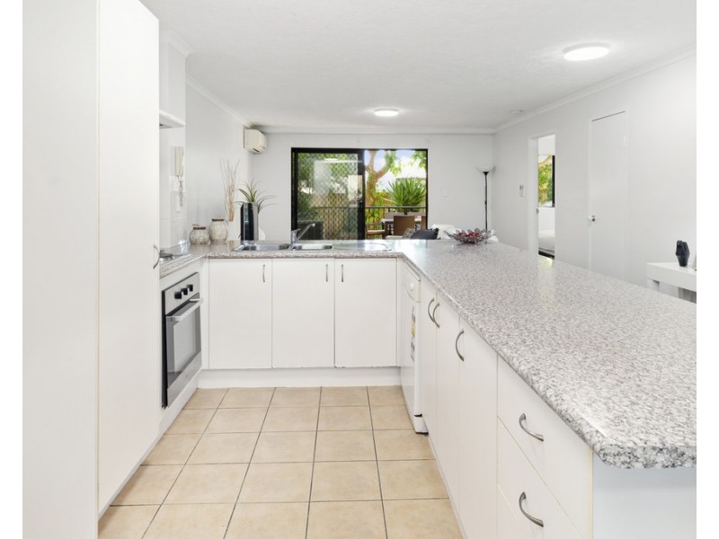 8/170 High Street, Southport QLD 4215