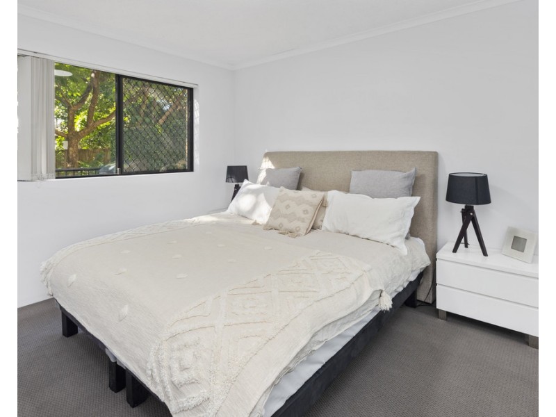 8/170 High Street, Southport QLD 4215