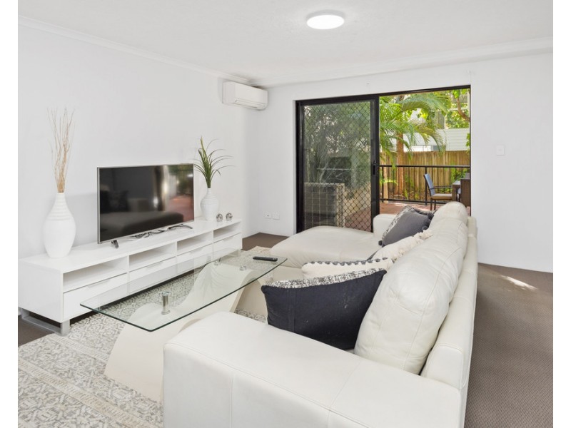 8/170 High Street, Southport QLD 4215