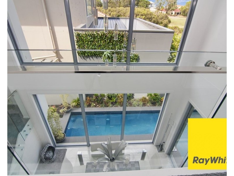 8604 Magnolia Drive East, Hope Island QLD 4212