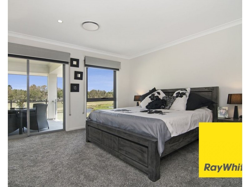8604 Magnolia Drive East, Hope Island QLD 4212