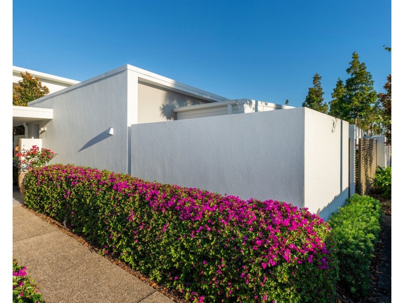 Hope Island QLD 4212