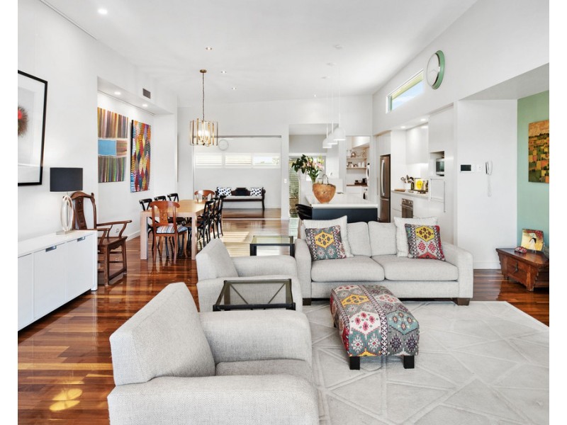 Hope Island QLD 4212