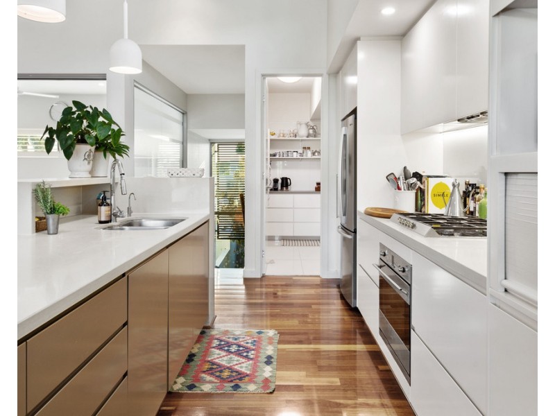 Hope Island QLD 4212