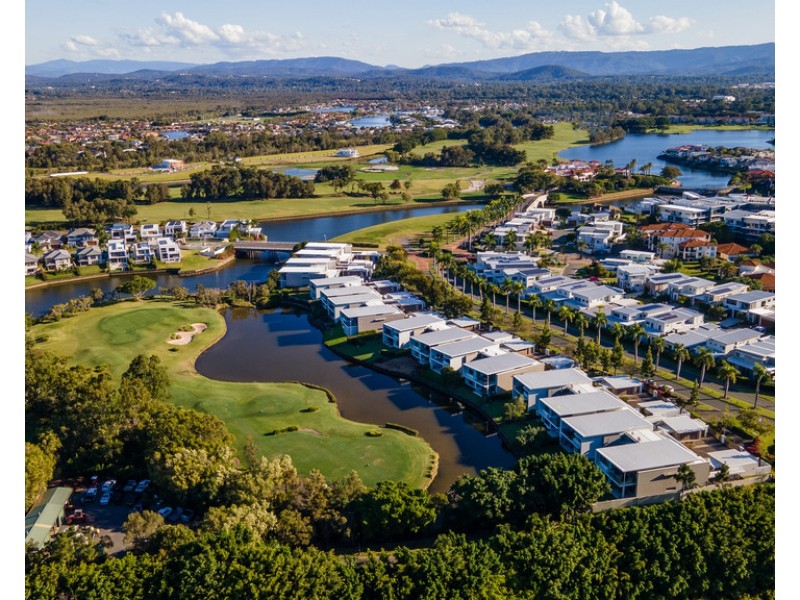 Hope Island QLD 4212