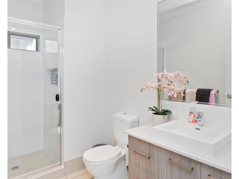 14 North View Street, Hope Island QLD 4212