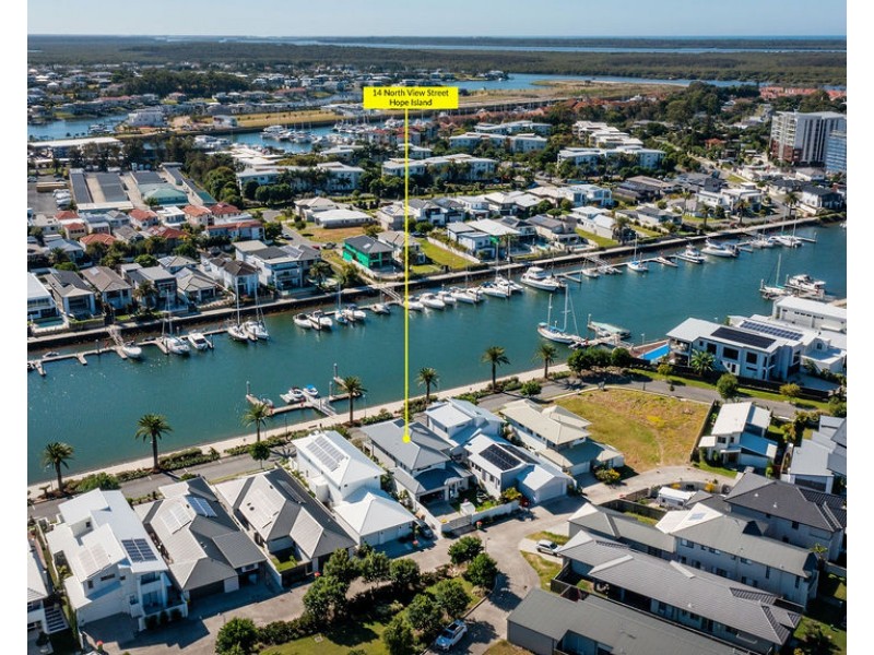 14 North View Street, Hope Island QLD 4212