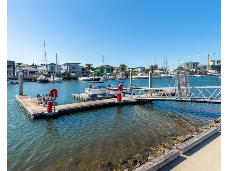 14 North View Street, Hope Island QLD 4212