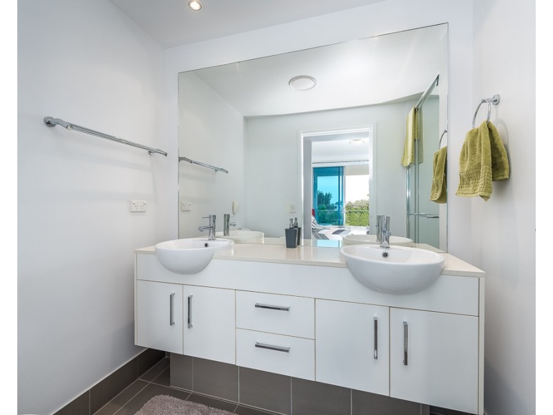 408/41 Harbour Town Drive, Biggera Waters QLD 4216