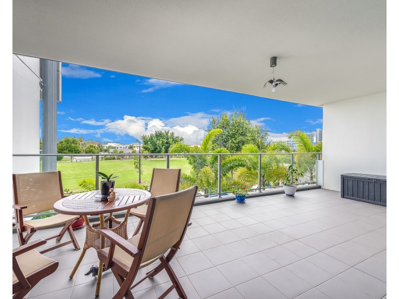408/41 Harbour Town Drive, Biggera Waters QLD 4216
