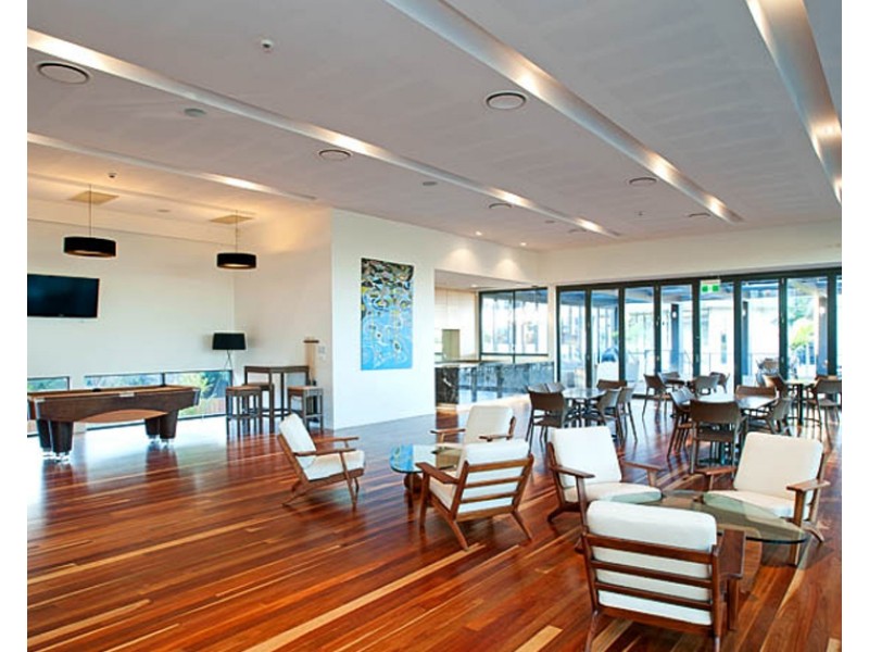 1/2 Havana Way Sovereign Shores ‘Marquis’, Paradise Point QLD 4216