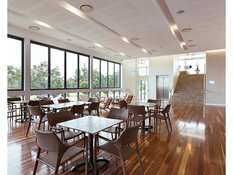 1/2 Havana Way Sovereign Shores ‘Marquis’, Paradise Point QLD 4216