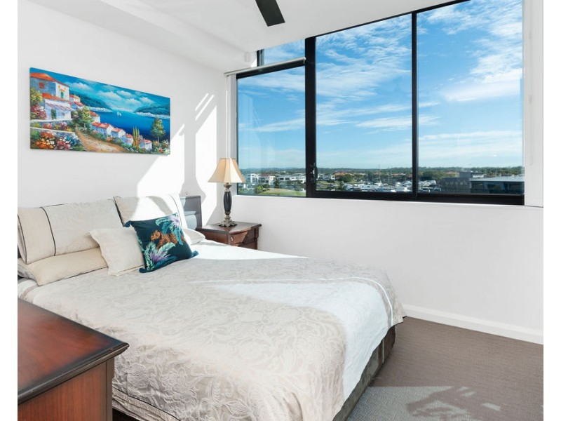 5233 Harbourview Drive, Hope Island QLD 4212
