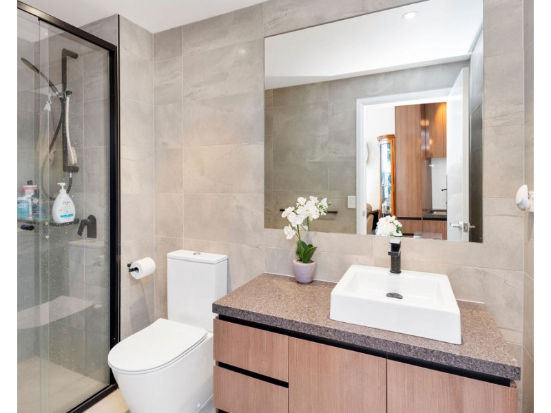 5233 Harbourview Drive, Hope Island QLD 4212