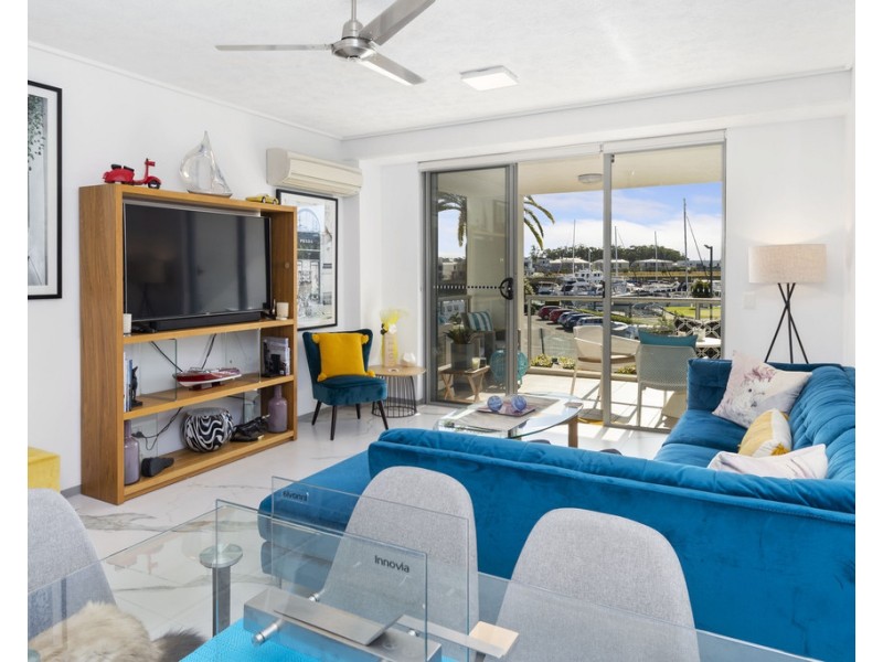 424/64 Sickle Avenue, Hope Island QLD 4212