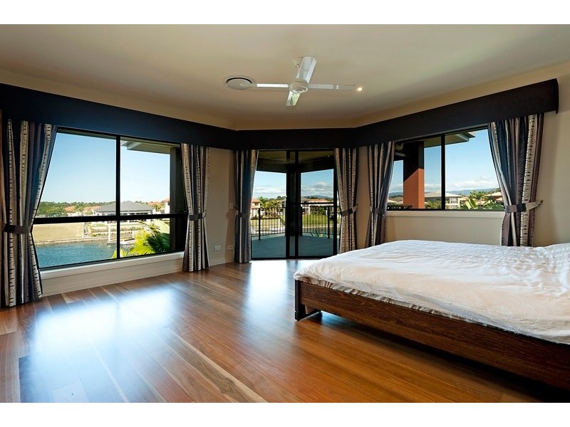 2303 Belmont Court, Hope Island QLD 4212