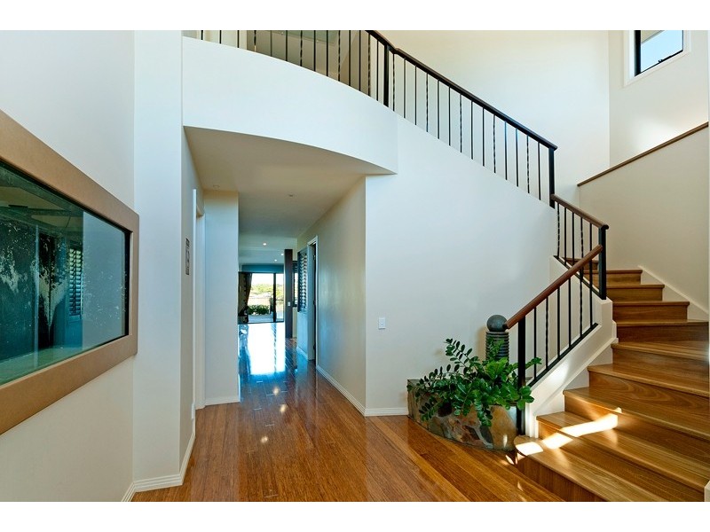 2303 Belmont Court, Hope Island QLD 4212