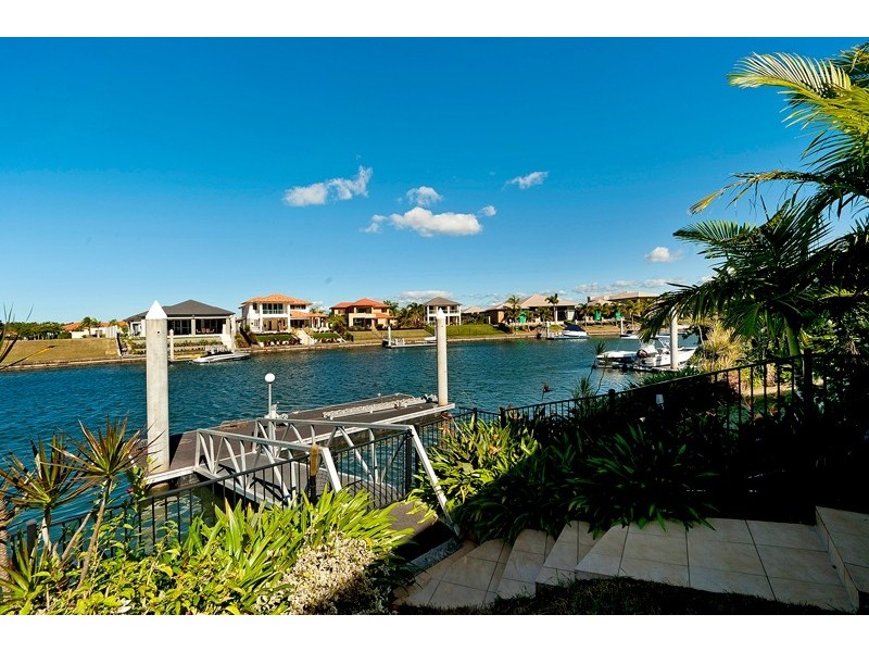 2303 Belmont Court, Hope Island QLD 4212