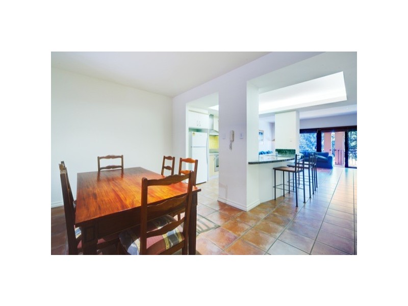 3283 The Palladian Drive, Hope Island QLD 4212