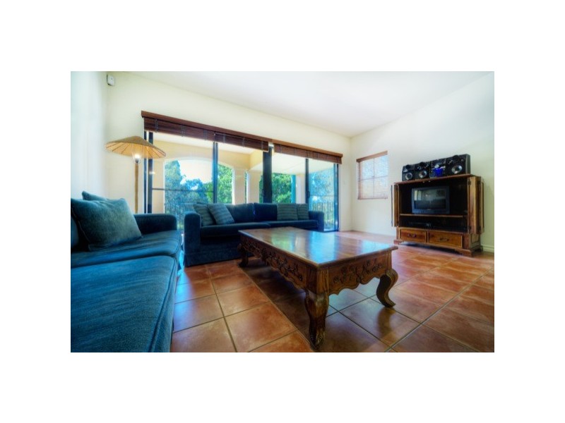 3283 The Palladian Drive, Hope Island QLD 4212