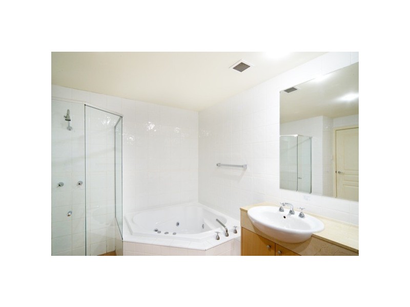 3283 The Palladian Drive, Hope Island QLD 4212